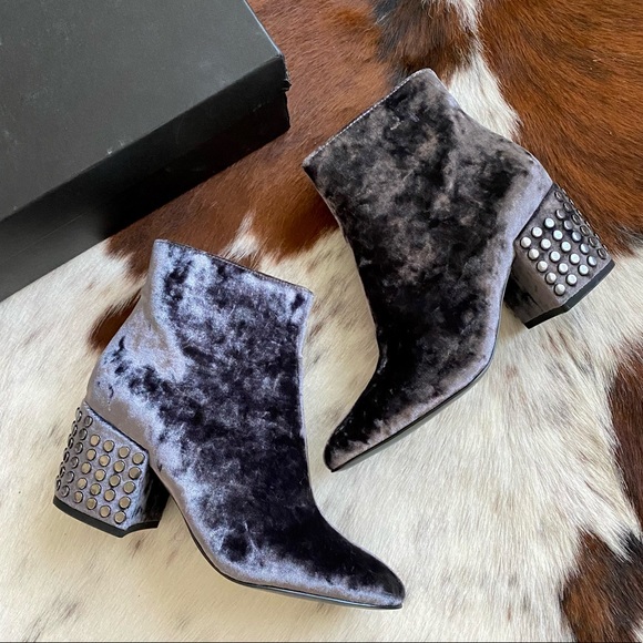 Kendall + Kylie Velvet Studded Blythe Boots 7 - Picture 3 of 13